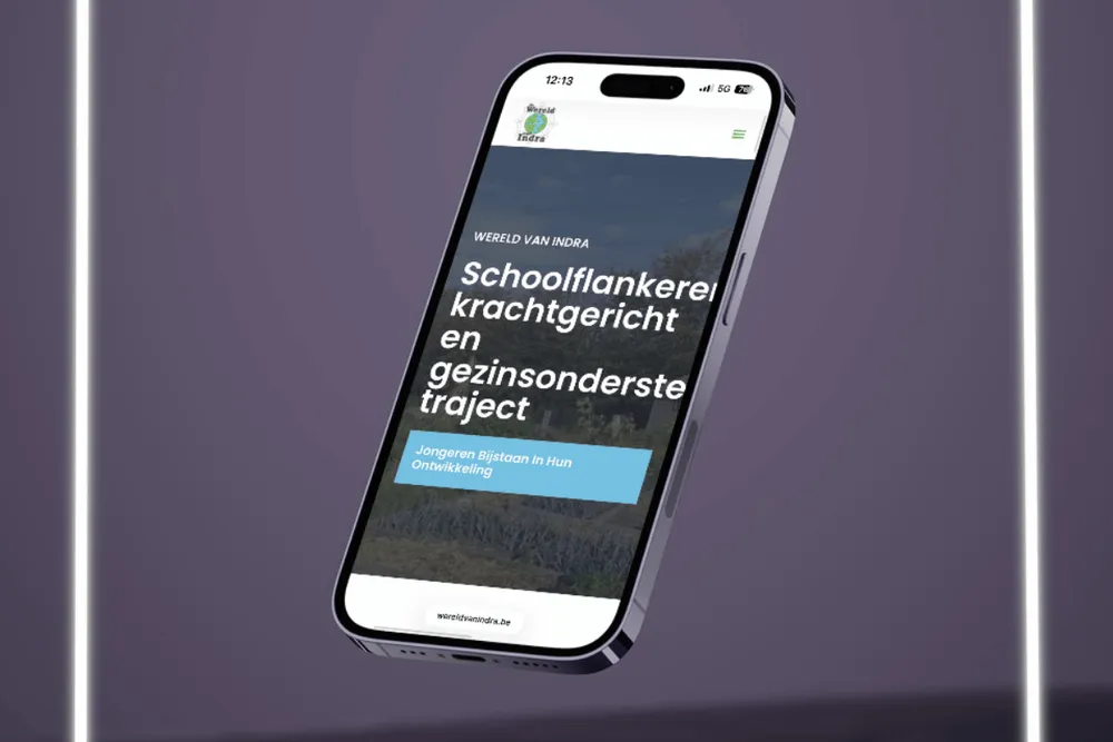 Mobiele weergave van de website van Wereld van Indra op een smartphone